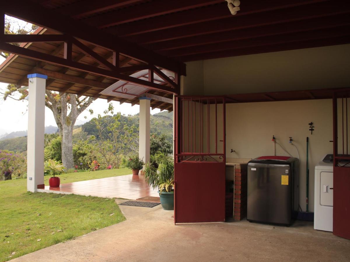 Casa Bartzis, Close To And Tapanti National Park